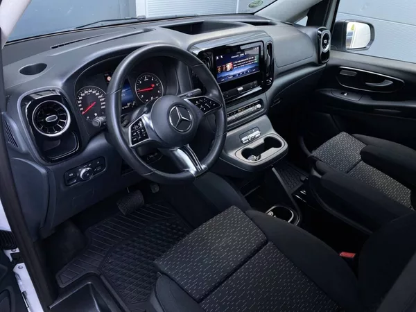 Mercedes-Benz Vito 119 CDI / Tourer Select / L / - foto 9