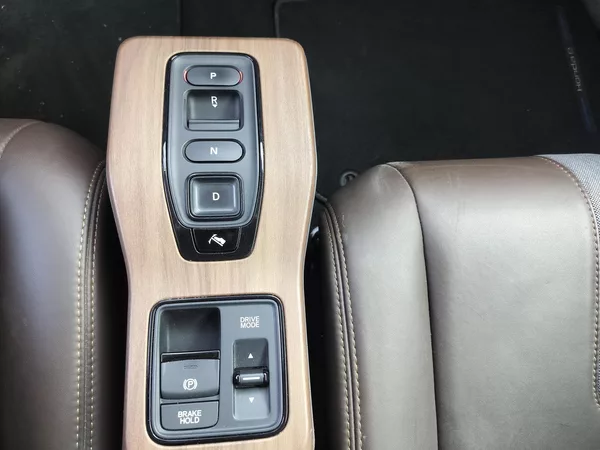 Honda e Advance, kůže - foto 19