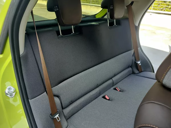 Honda e Advance, kůže - foto 23
