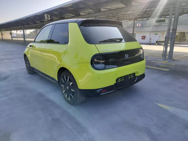 Honda e Advance, kůže - foto 5
