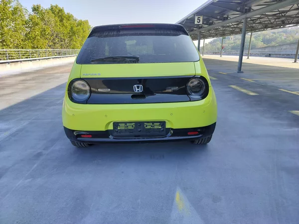Honda e Advance, kůže - foto 6