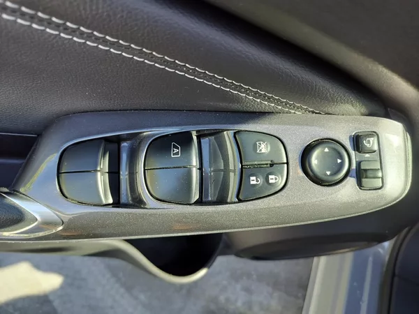 Nissan Juke 1.6 Hybrid - foto 10