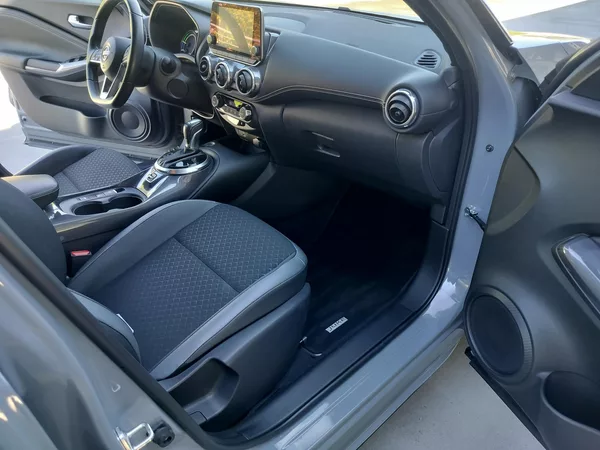 Nissan Juke 1.6 Hybrid - foto 20