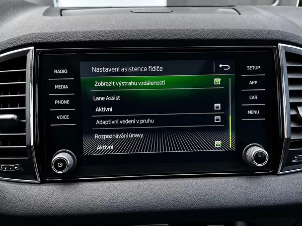 Škoda Karoq 1.5 TSI 110 kW DSG STYLE - foto 24