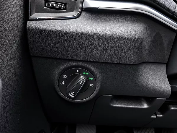 Škoda Karoq 1.5 TSI 110 kW DSG STYLE - foto 32