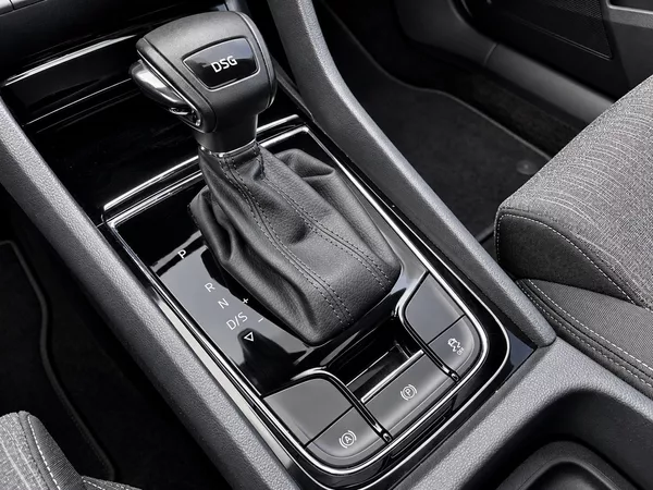 Škoda Karoq 1.5 TSI 110 kW DSG STYLE - foto 34