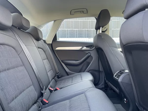 Audi Q3 1.4 TFSI 110 kW S Tronic SPORT - foto 13