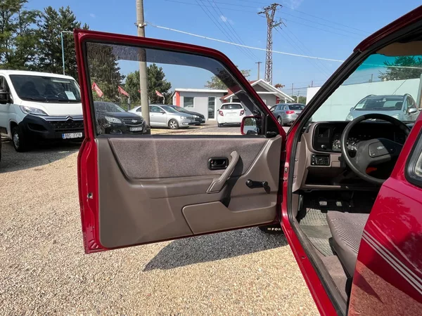 Ford Escort 1.6D 40Kw*VELMI ZACHOVALÍ STAV - foto 12