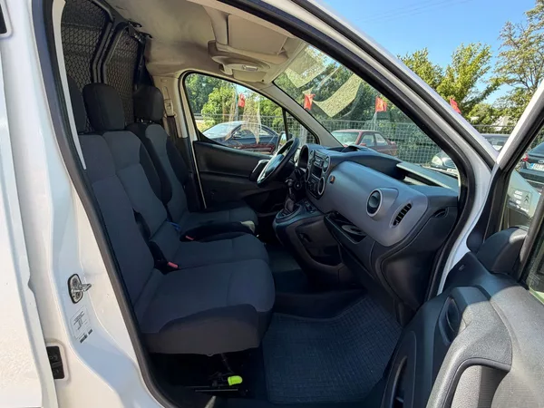 Citroën Berlingo 1.6HDI 73kw*DPH* - foto 19