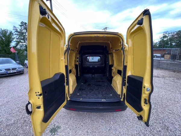 Fiat Dobló 1.6mJTD 77kW*CZ* 1.MAJ* - foto 13