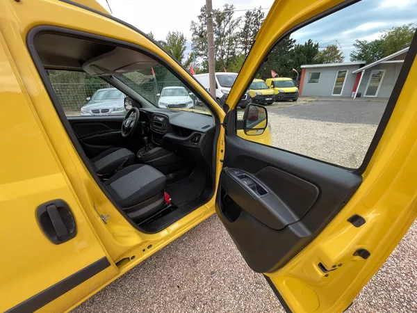 Fiat Dobló 1.6mJTD 77kW*CZ* 1.MAJ* - foto 14