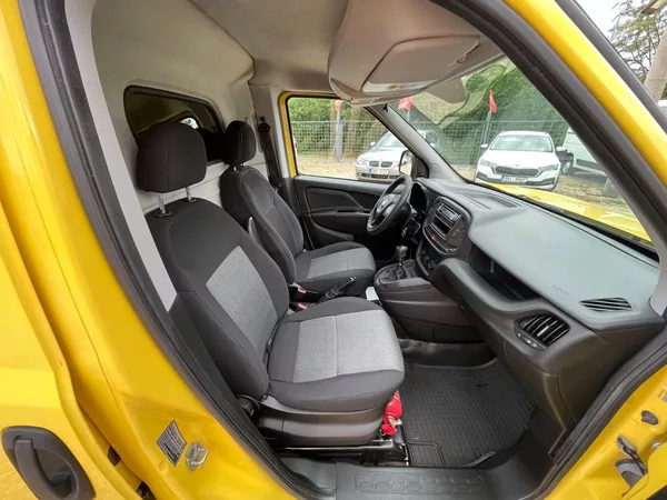 Fiat Dobló 1.6mJTD 77kW*CZ* 1.MAJ* - foto 19