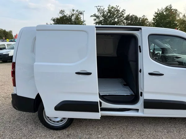 Toyota ProAce 1.5D-4D 75kW*L2H1*CZ*193tisKM - foto 21
