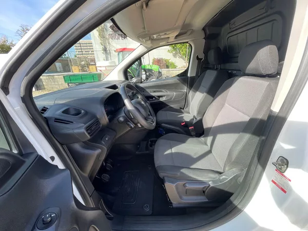 Toyota ProAce 1.5D-4D 75kW*L2H1*CZ*130tisKM - foto 9