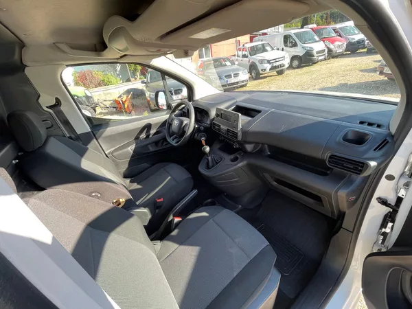 Toyota ProAce 1.5D-4D 75kW*L2H1*CZ*146tisKM - foto 17
