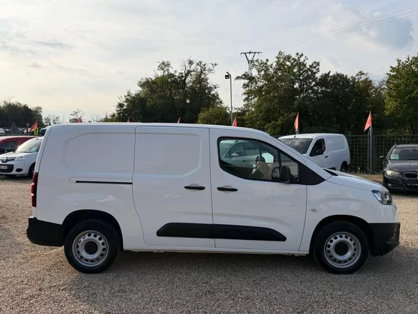 Toyota 1.5D-4D 75kW*L2H1*CZ*144tisKM - foto 11