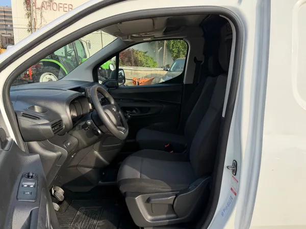 Toyota 1.5D-4D 75kW*L2H1*CZ*144tisKM - foto 15