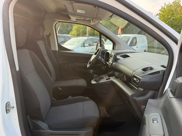 Toyota 1.5D-4D 75kW*L2H1*CZ*144tisKM - foto 18