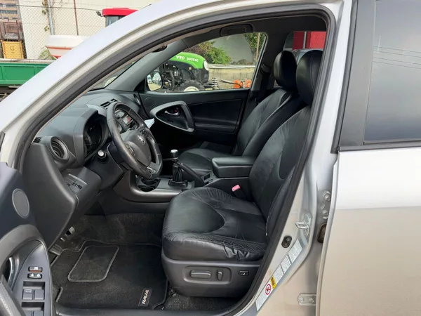 Toyota RAV4 2.2 D-CAT 110KW*4X4*71.TIS KM* - foto 13