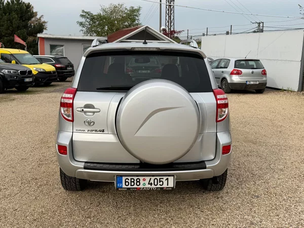 Toyota RAV4 2.2 D-CAT 110KW*4X4*71.TIS KM* - foto 4