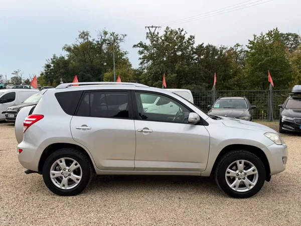 Toyota RAV4 2.2 D-CAT 110KW*4X4*71.TIS KM* - foto 9