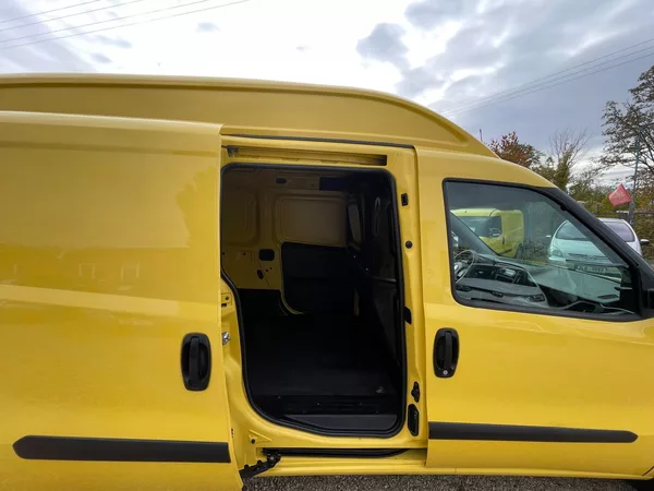Fiat Dobló 1.6MJT 77kW*CZ*1.MAJ* Bluetoot - foto 15