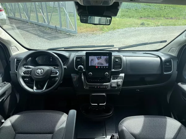 Dodge RAM 3500 SLT 3.6L V6 VVT High Roof - foto 9