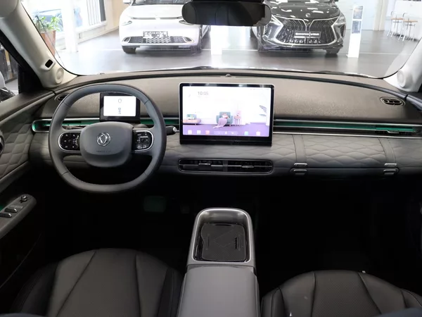 Dongfeng Box 42,3 kWh E2, - foto 8