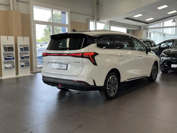 Dongfeng U-Tour Exclusive FR, černý int. - foto 4