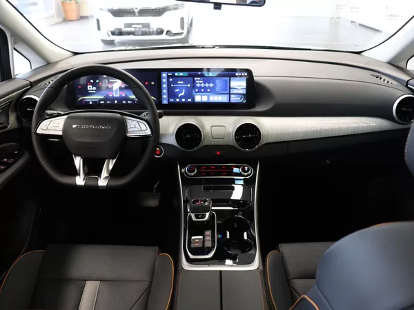 Dongfeng U-Tour Exclusive HEV - foto 4