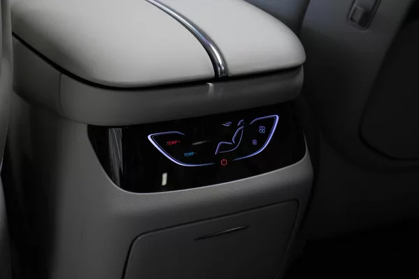 Dongfeng U-Tour V9 HEV - foto 15