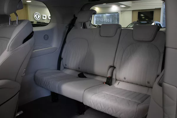 Dongfeng U-Tour V9 HEV - foto 18