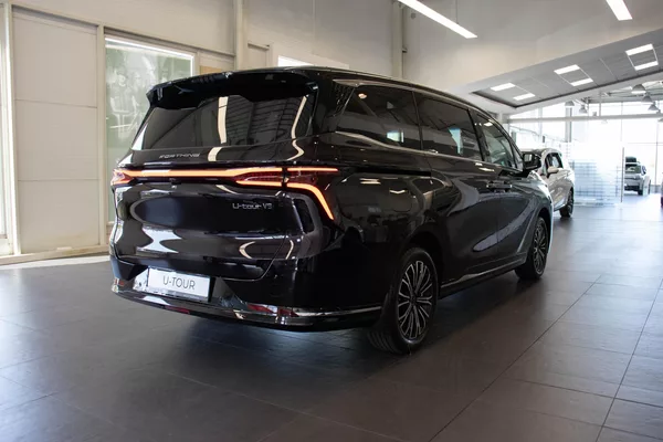Dongfeng U-Tour V9 HEV - foto 4