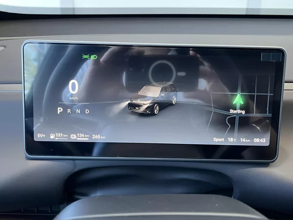 Leapmotor C10 REEV Design Hybrid EV - foto 10