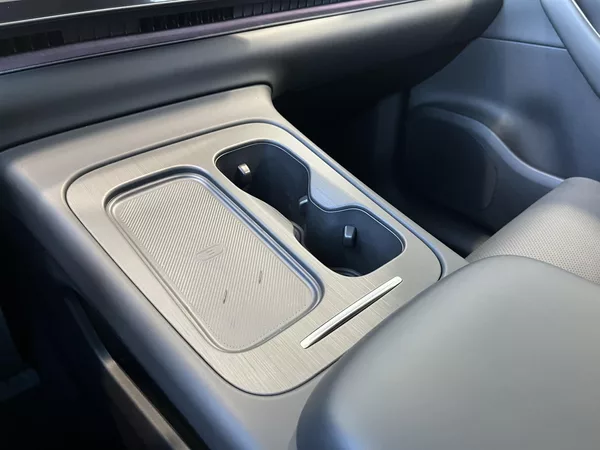 Leapmotor C10 REEV Design Hybrid EV - foto 13