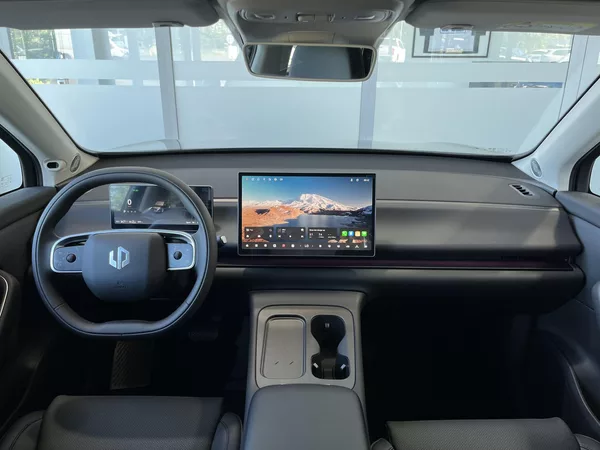 Leapmotor C10 REEV Design Hybrid EV - foto 8