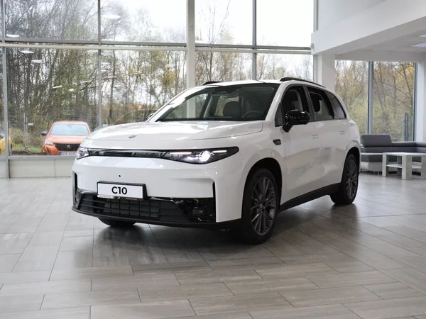 Leapmotor C10 REEV Design Hybrid EV