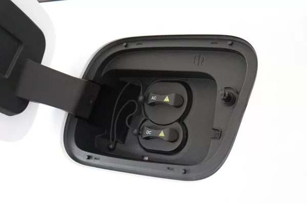 Leapmotor C10 REEV Design Hybrid EV - foto 16