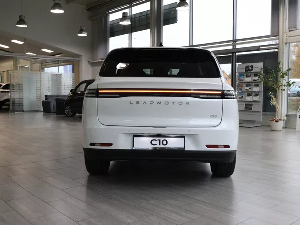 Leapmotor C10 REEV Design Hybrid EV - foto 5