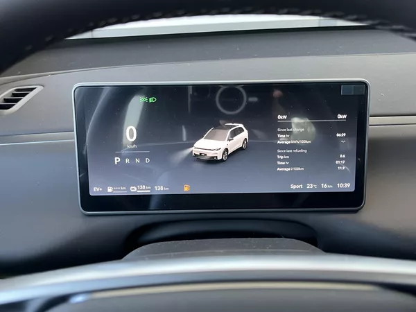 Leapmotor C10 REEV DESIGN Hybrid EV - foto 10