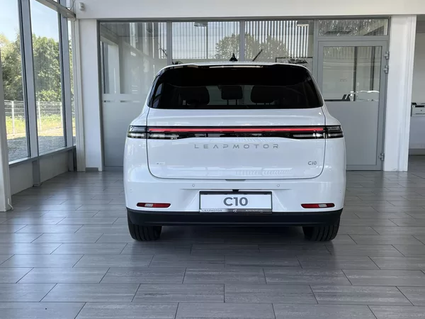 Leapmotor C10 REEV DESIGN Hybrid EV - foto 5