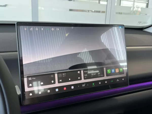 Leapmotor C10 REEV Design Hybrid EV - foto 11