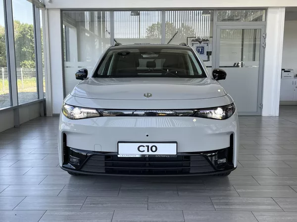 Leapmotor C10 REEV Design Hybrid EV - foto 2