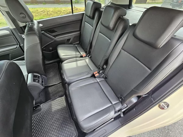 Volkswagen Touran 2.0TDI DSG - foto 14