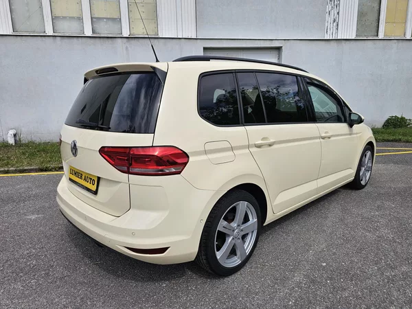 Volkswagen Touran 2.0TDI DSG - foto 4