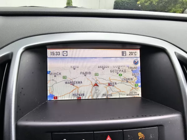 Opel Astra J 1.7CDTI - foto 12