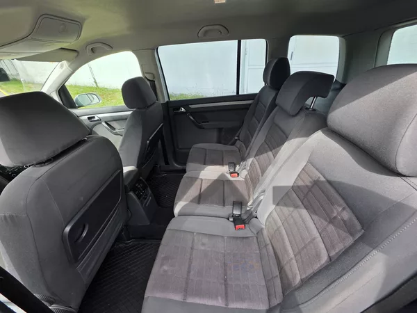 Volkswagen Touran 2.0i 80kw CNG Benzin - foto 14
