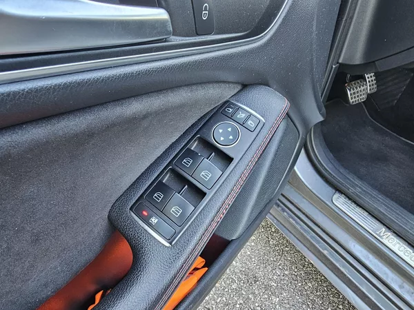Mercedes-Benz CLA 200d - AMG - TAŽNÉ - PANORAMA - foto 10