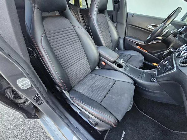 Mercedes-Benz CLA 200d - AMG - TAŽNÉ - PANORAMA - foto 16
