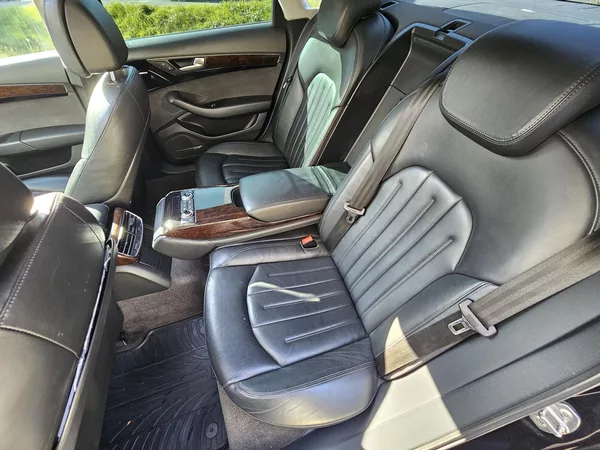 Audi A8 3.0TDI QUATTRO - foto 16